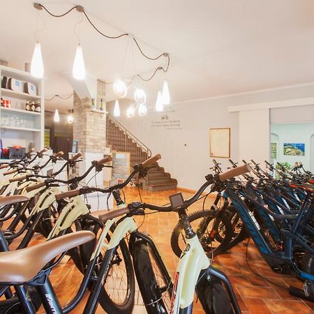 Bike&Boat Argentario Hotel Порто Санто Стефано Екстериор снимка