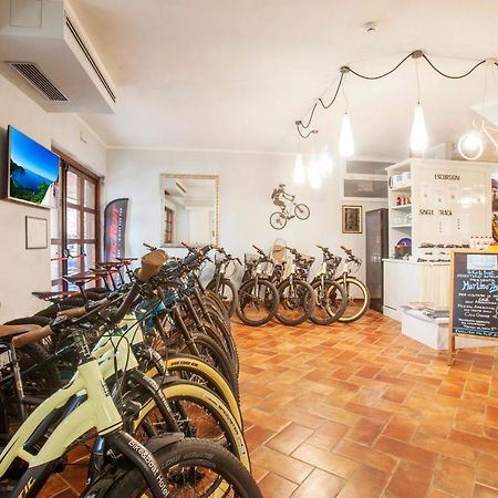 Bike&Boat Argentario Hotel Порто Санто Стефано Екстериор снимка