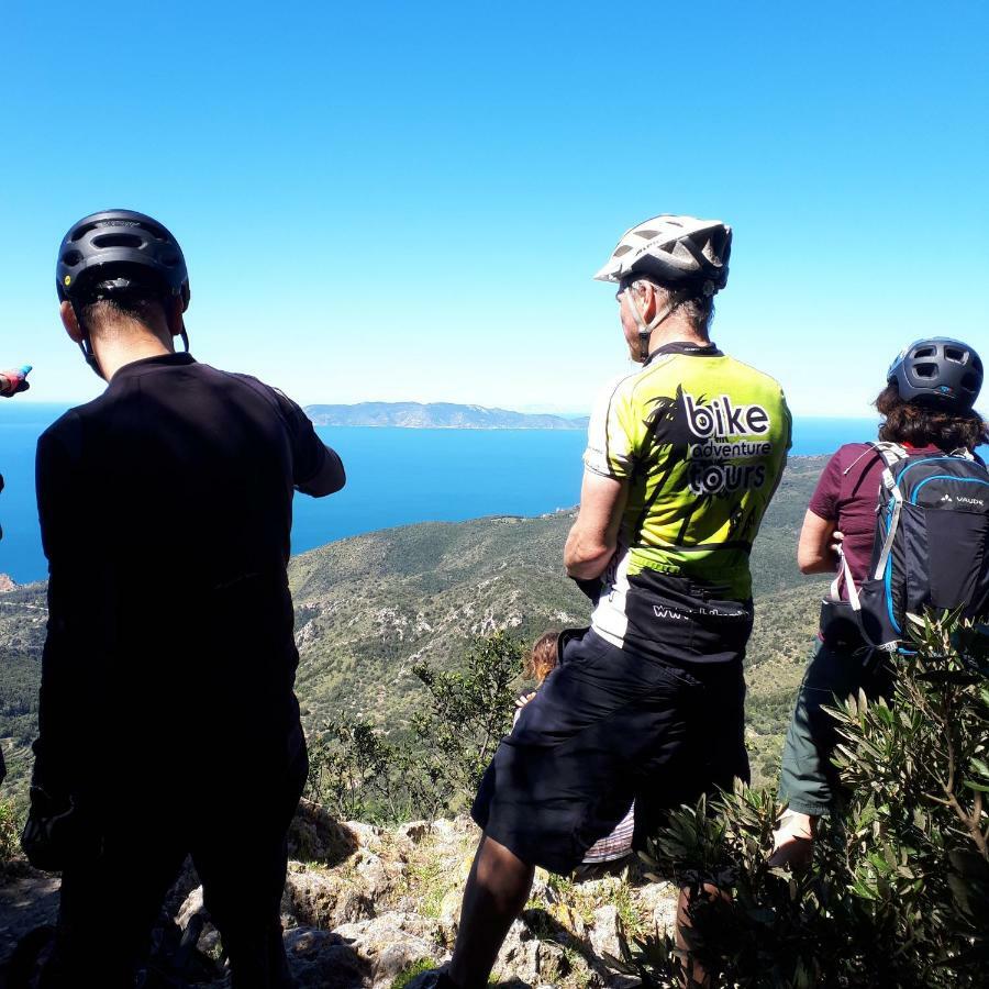 Bike&Boat Argentario Hotel Порто Санто Стефано Екстериор снимка