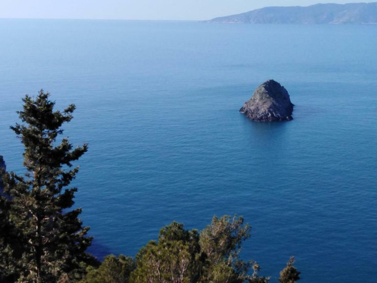 Bike&Boat Argentario Hotel Порто Санто Стефано Екстериор снимка